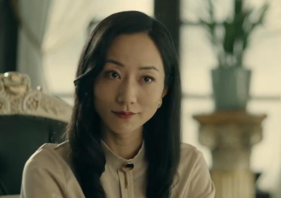 《前行者》中韩雪身份与结局是什么？