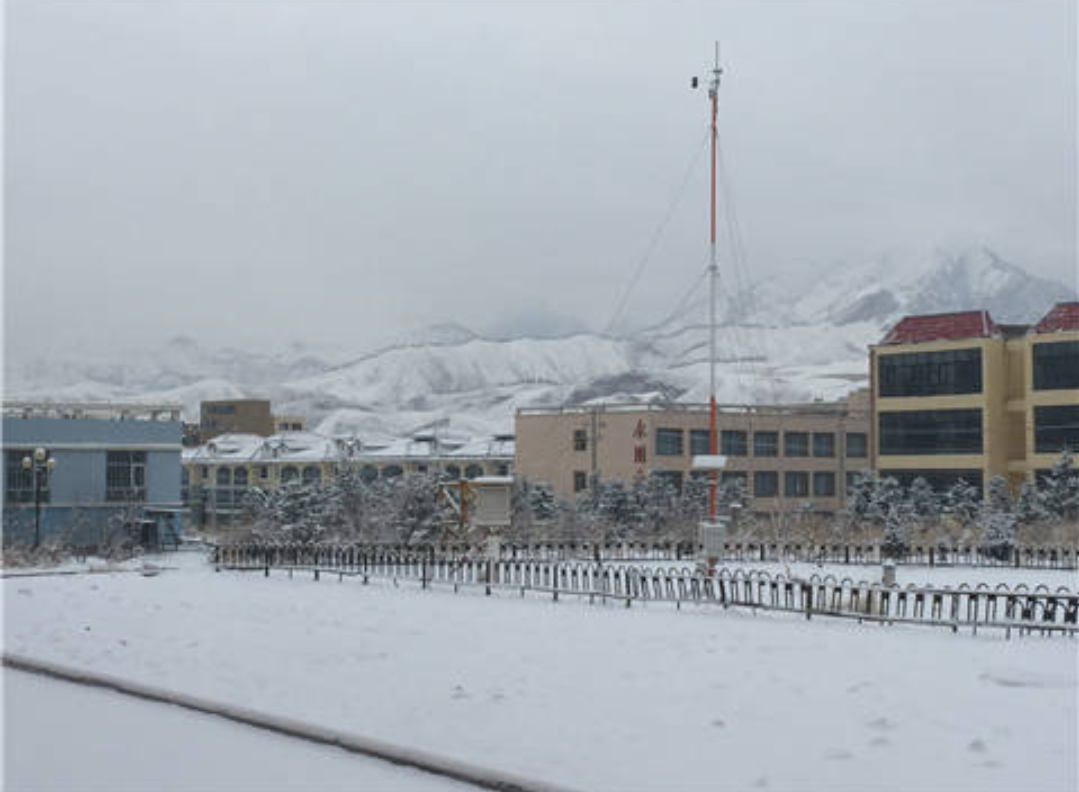 国庆假期青海祁连山降雪,当地部门采取了哪些应急措施?