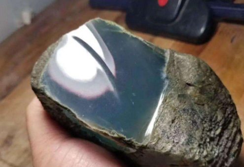怎么切翡翠原石