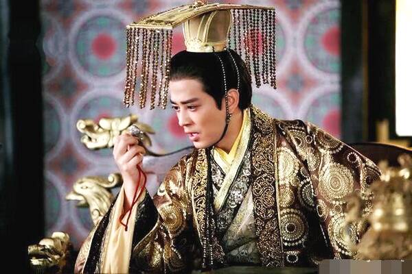 皇帝死后称为驾崩,那皇后和宫妃,还有王爷、太子等死后又叫什么呢?