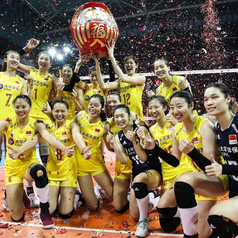 结束一年集训后,主帅郎平是如何总结中国女排2020的?