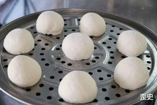 腊月二十八，把面发，这一天发面有什么寓意？