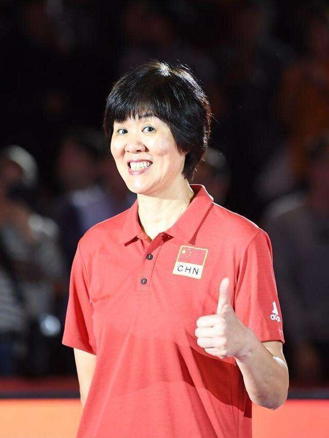 结束一年集训后,主帅郎平是如何总结中国女排2020的?