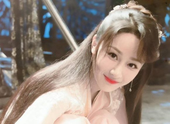 杨紫给董子健发消息询问该如何减肥,杨紫为何会如此烦恼减肥问题?