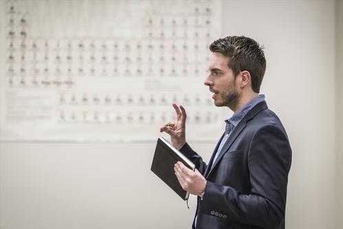 学霸班平均高考分数664分,班主任会受到奖励吗?