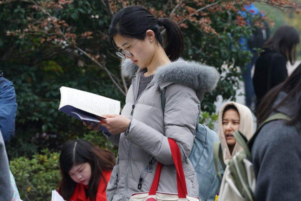 2021年国考90个岗位无人报名,为何没人报名?