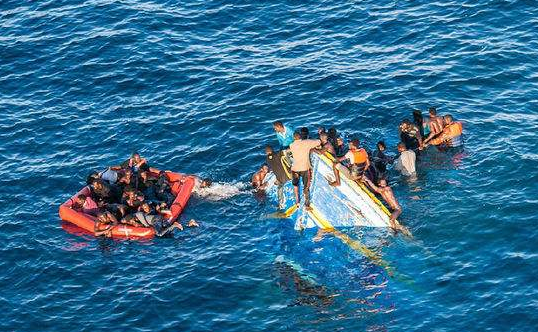 偷渡是什么意思啊?