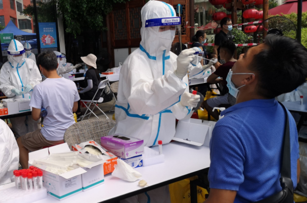 深圳一小区核酸检测标语一发入魂，这个检测标语是怎样的？