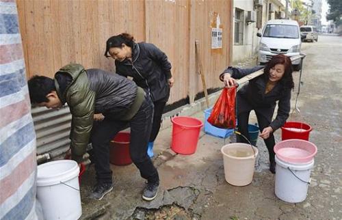 日月潭潭底干枯成块状，如何才能有效的修复？