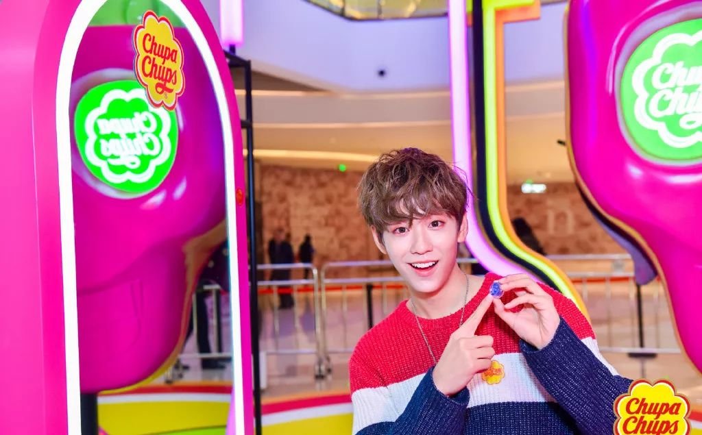 余景天宣布退赛，退赛的原因是什么？