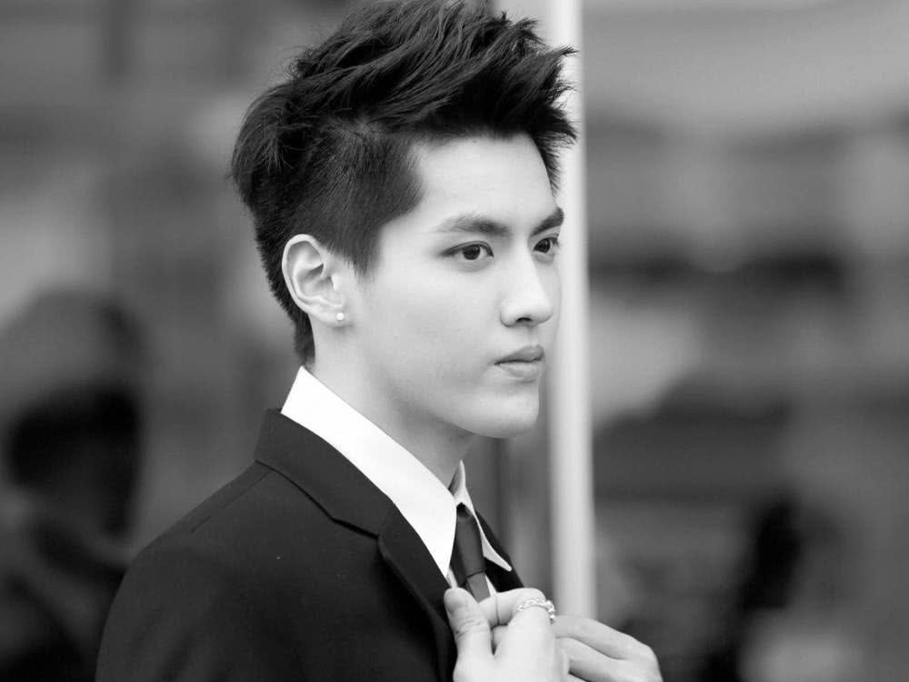 劣迹艺人不让演戏可以直播带货吗?专家对此事如何解读的?