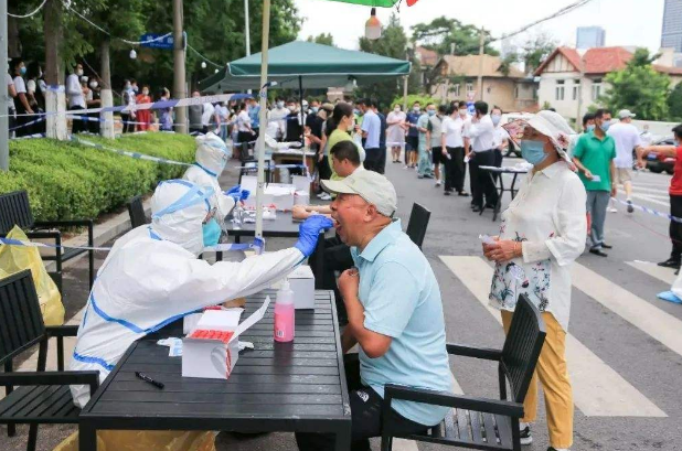 深圳一小区核酸检测标语一发入魂，这个检测标语是怎样的？