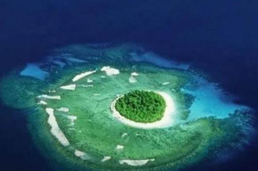 汤加国土面积及人口是多少?