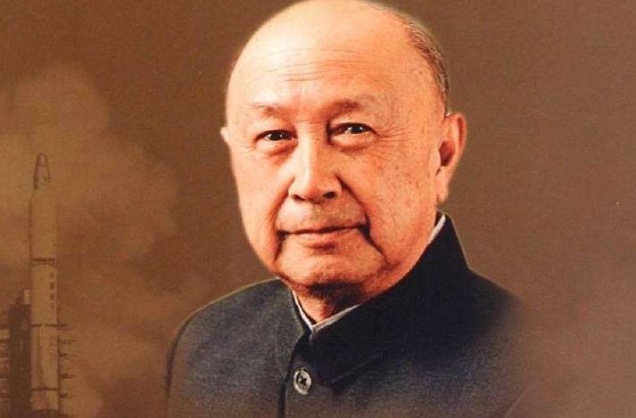 为祖国做出贡献的人有哪些？