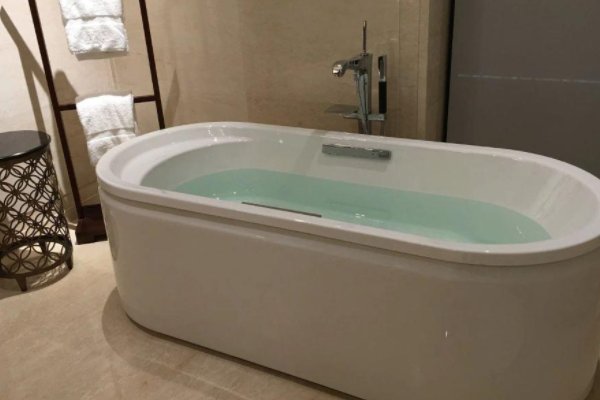 浴缸用什么材质的好？