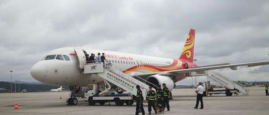 误机谎称有炸弹造成多少损失？