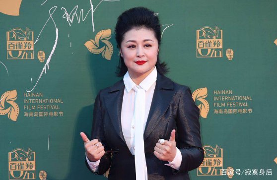 赵本山和于月仙关系曝光,骗了我们多年,难怪赵本山力捧她,什么关系呢?