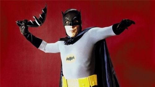 第一代饰演蝙蝠侠的演员真的去世了吗?