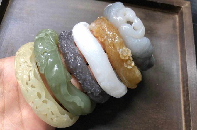 如何辨别玉手镯