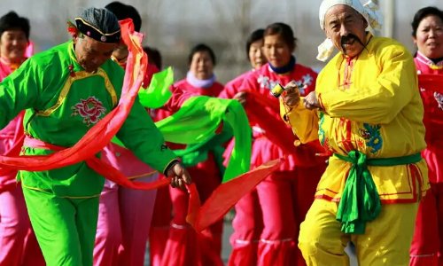 小县城的特色表演有哪些?