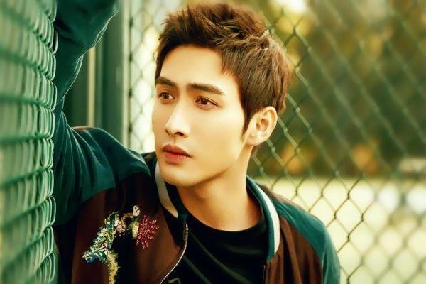 张彬彬大半夜加餐被工作人员抓包，后来他是否成功吃上这顿饭？