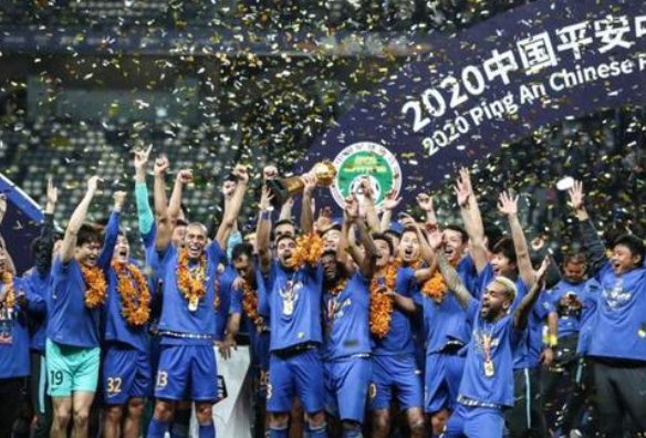 江苏苏宁足球俱乐部宣布停止运营,昔日的中超冠军为何落得如此田地?