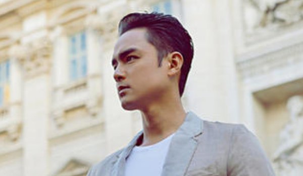 明道秘恋一年女友身份曝光，会是谁呢？