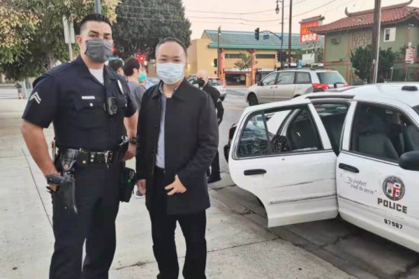 教授在美遭持枪抢劫，用中国功夫击退劫匪，该名教授目前的情况如何了？