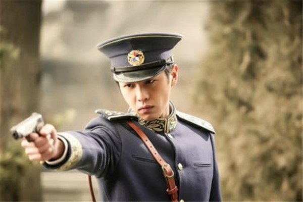 如何评价电视剧黑狐?张若昀在剧中演技如何?