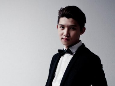 鲍释贤一家为何是日本人？