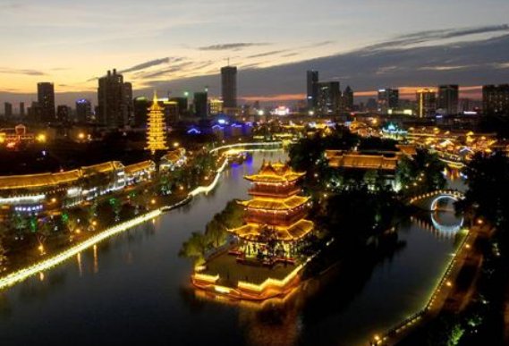 九省通衢是什么读音?