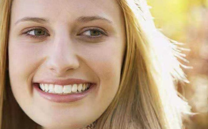 什么的微笑，怎么填？