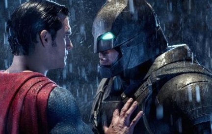 火星猎人和超人谁厉害？