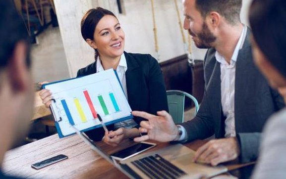 为什么现在年轻人找工作很艰难？到底哪出了问题？