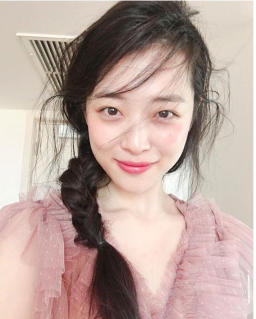 雪莉在《real》中的表现怎样?