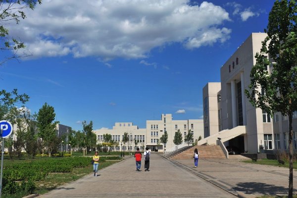 天津财经大学珠江学院好吗?