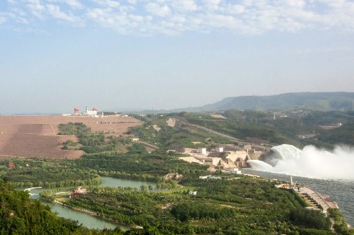 小浪底水利枢纽工程是如何做到排沙减淤的