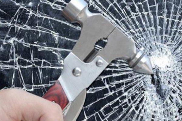 汽车安全锤那个牌子好