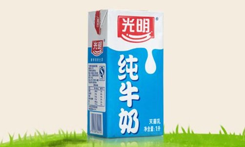 光明牛奶的奶源来自哪里？