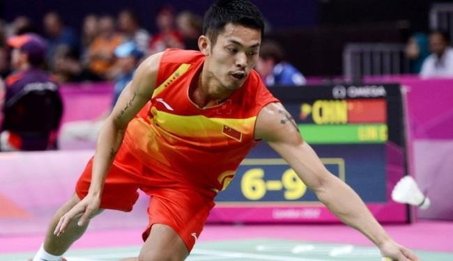 林丹在比赛中途换拍是水平高的表现吗?