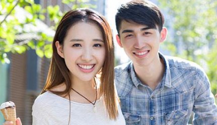 《消失的夫妻》女主身上的牙签谁插的?