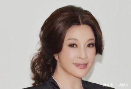 刘晓庆与阿峰离婚的事情让人们非常惊讶，他们两个为什么会离婚？