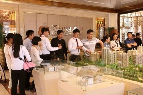 一般新楼盘售楼部的工作人员是怎么提成的？