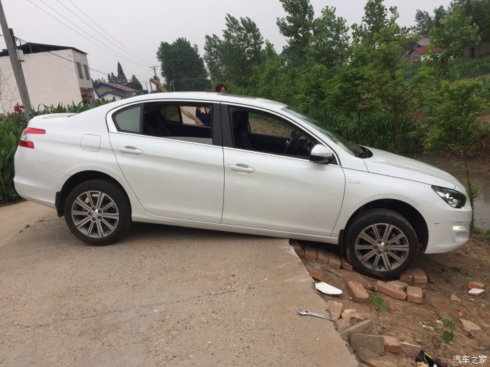 安徽蒙城发生惨烈车祸造成6死1伤，事故发生的原因是什么？