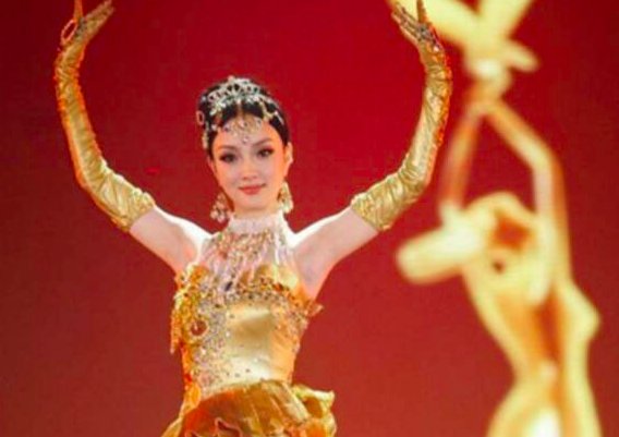 金鹰女神宣传片没有李小璐？