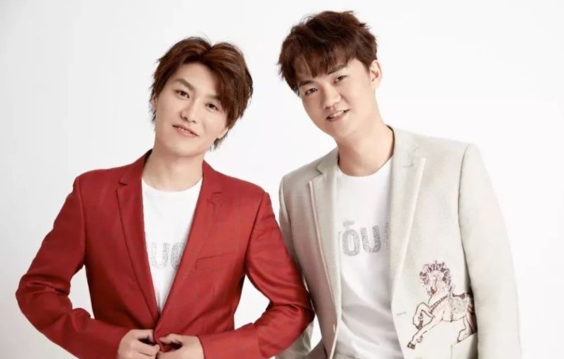 食烟食骆驼粤语什么意思？