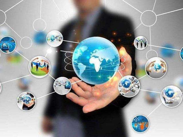 Internet起源的时间，它的前身叫什么？