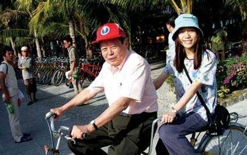 翁帆怀孕了是谁的种？