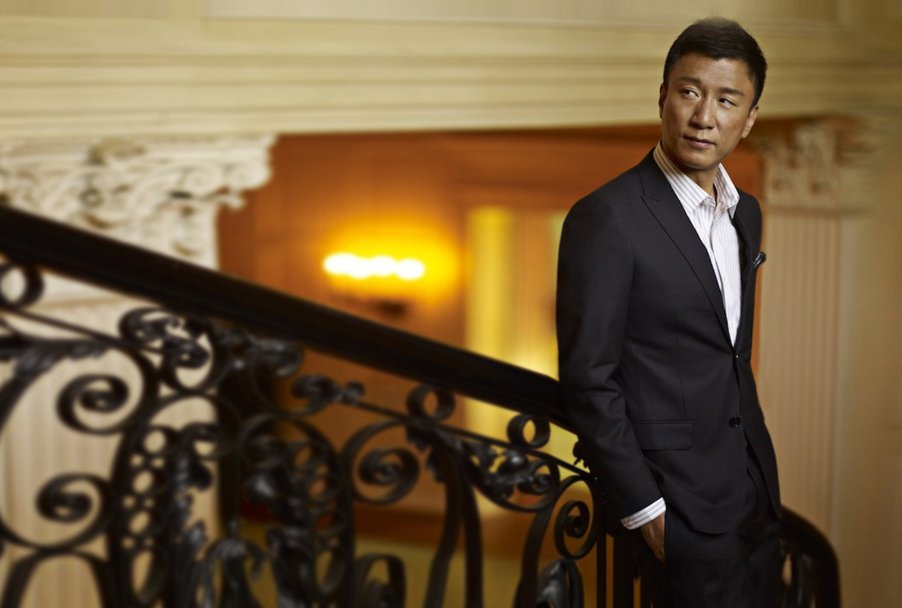 51岁的孙红雷状态超级好，他是如何保持这个状态的？