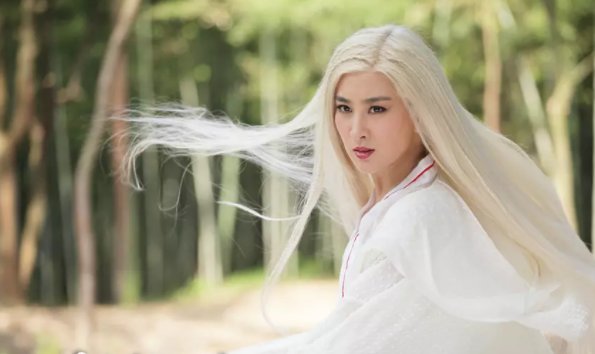 新白发魔女传练霓裳和卓一航最后结局怎样？